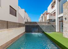 Venta - Villa / Semi adosado - Ciudad Quesada