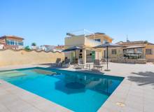 Venta - Villa / Semi adosado - Ciudad Quesada