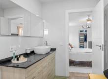 Venta - Villa / Semi adosado - Elche/Elx