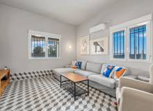 Venta - Villa / Semi adosado - Elche/Elx