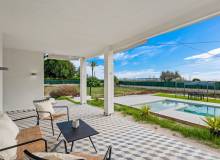 Venta - Villa / Semi adosado - Elche/Elx