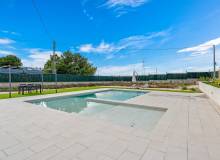 Venta - Villa / Semi adosado - Elche/Elx