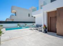Venta - Villa / Semi adosado - Guardamar del Segura