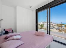Venta - Villa / Semi adosado - Guardamar del Segura