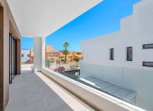 Venta - Villa / Semi adosado - Guardamar del Segura