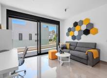 Venta - Villa / Semi adosado - Guardamar del Segura