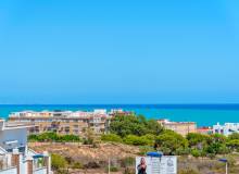 Venta - Villa / Semi adosado - Guardamar del Segura