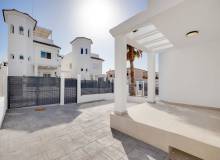 Venta - Villa / Semi adosado - La Marina