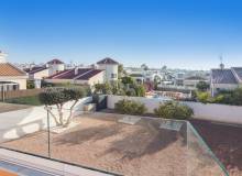 Venta - Villa / Semi adosado - La Marina