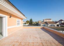 Venta - Villa / Semi adosado - La Marina