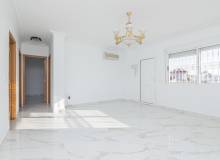 Venta - Villa / Semi adosado - La Marina