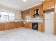 Venta - Villa / Semi adosado - La Marina