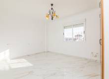 Venta - Villa / Semi adosado - La Marina