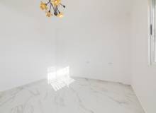 Venta - Villa / Semi adosado - La Marina