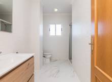 Venta - Villa / Semi adosado - La Marina