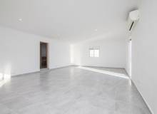 Venta - Villa / Semi adosado - La Marina