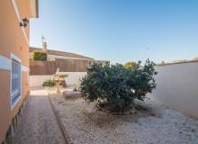 Venta - Villa / Semi adosado - La Marina