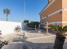 Venta - Villa / Semi adosado - La Marina