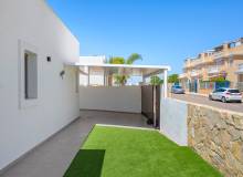 Venta - Villa / Semi adosado - La Marina