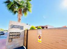 Venta - Villa / Semi adosado - Montesinos - La Herada