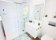Venta - Villa / Semi adosado - Montesinos - La Herada