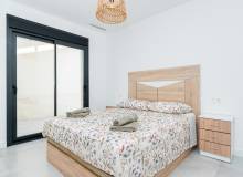 Venta - Villa / Semi adosado - Montesinos - Los Montesinos