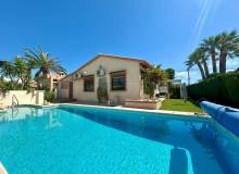 Venta - Villa / Semi adosado - Orihuela Costa - Cabo Roig