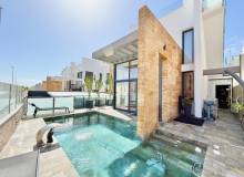 Venta - Villa / Semi adosado - Orihuela Costa - Cabo Roig 
