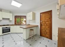 Venta - Villa / Semi adosado - Orihuela Costa - Campoamor