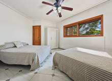 Venta - Villa / Semi adosado - Orihuela Costa - Campoamor