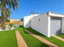 Venta - Villa / Semi adosado - Orihuela Costa - Punta Prima