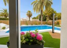 Venta - Villa / Semi adosado - Orihuela Costa - Punta Prima