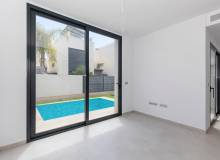 Venta - Villa / Semi adosado - Orihuela - Orihuela Costa