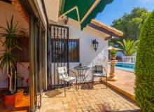 Venta - Villa / Semi adosado - Orihuela - Orihuela Costa