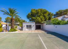 Venta - Villa / Semi adosado - Orihuela - Orihuela Costa