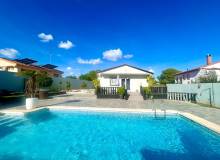 Venta - Villa / Semi adosado - Pilar de la Horadada - Pinar de Campoverde