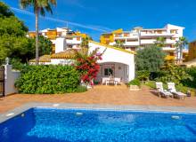 Venta - Villa / Semi adosado - Punta Prima