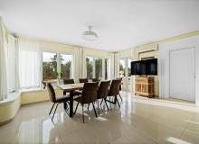 Venta - Villa / Semi adosado - San Miguel de Salinas