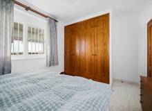 Venta - Villa / Semi adosado - San Miguel de Salinas