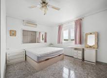 Venta - Villa / Semi adosado - San Miguel de Salinas