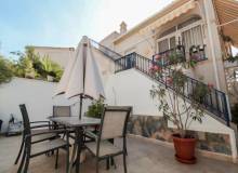 Venta - Villa / Semi adosado - San Miguel de Salinas
