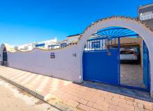 Venta - Villa / Semi adosado - Torreta