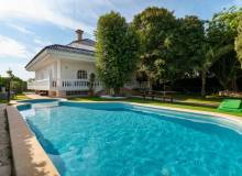 Venta - Villa / Semi adosado - Torreta