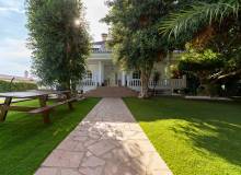 Venta - Villa / Semi adosado - Torreta