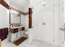 Venta - Villa / Semi adosado - Torreta