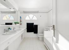 Venta - Villa / Semi adosado - Torreta