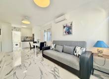 Venta - Villa / Semi adosado - Torrevieja - El chaparral