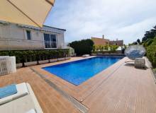 Venta - Villa / Semi adosado - Torrevieja - La Mata