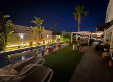 Venta - Villa / Semi adosado - Torrevieja - La Siesta - El Salado -  Torreta