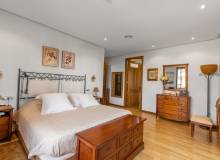 Venta - Villa / Semi adosado - Torrevieja - La Veleta